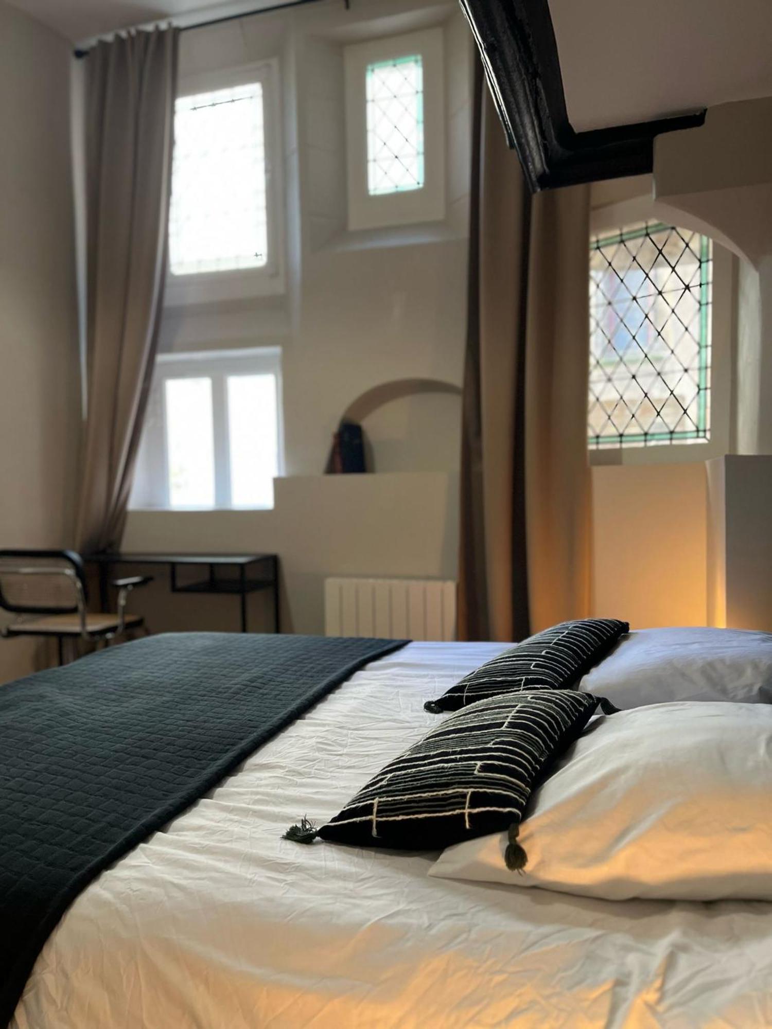 Le Petit Chateau Du Docteur Cambournac